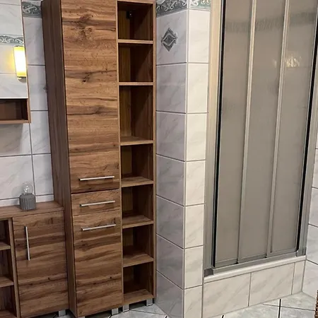 شقة Zentrale Aber Ruhige Lage - Fuer Bis Zu 3 Personen