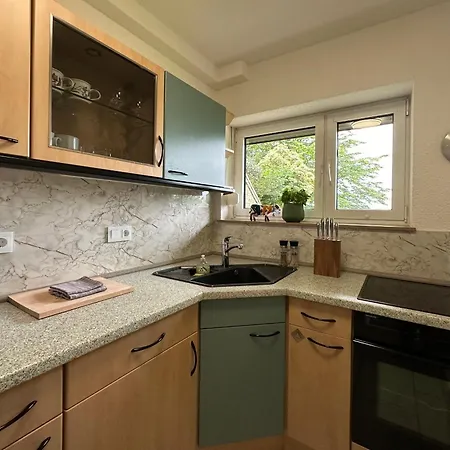 Zentrale Aber Ruhige Lage - Fuer Bis Zu 3 Personen شقة