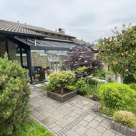 شقة Zentrale Aber Ruhige Lage - Fuer Bis Zu 3 Personen وبرتال