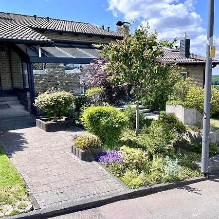 Zentrale Aber Ruhige Lage - Fuer Bis Zu 3 Personen